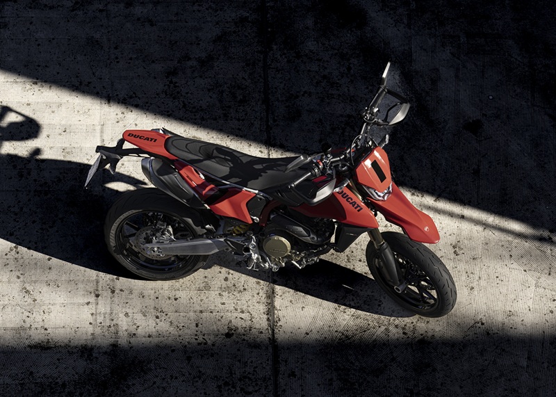Step-by-Step Tips for Test Driving the 2026 Ducati Hypermotard 698 Mono