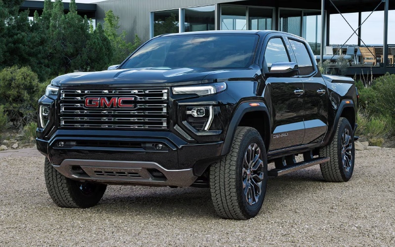 5 Buying Considerations Before You Choose Your GMC Canyon