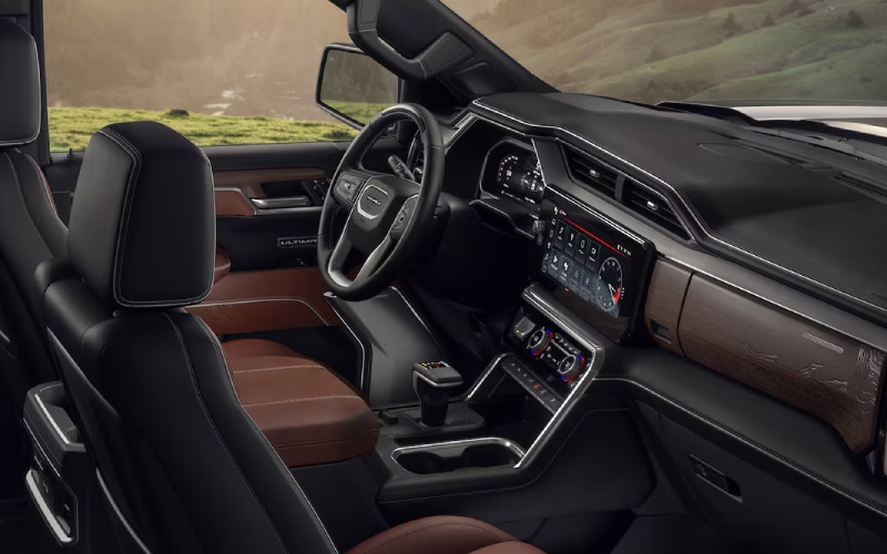 'Interior - 2026 GMC Sierra 1500 Denali vs 2026 GMC Sierra 1500 Denali Ultimate near Denver, CO