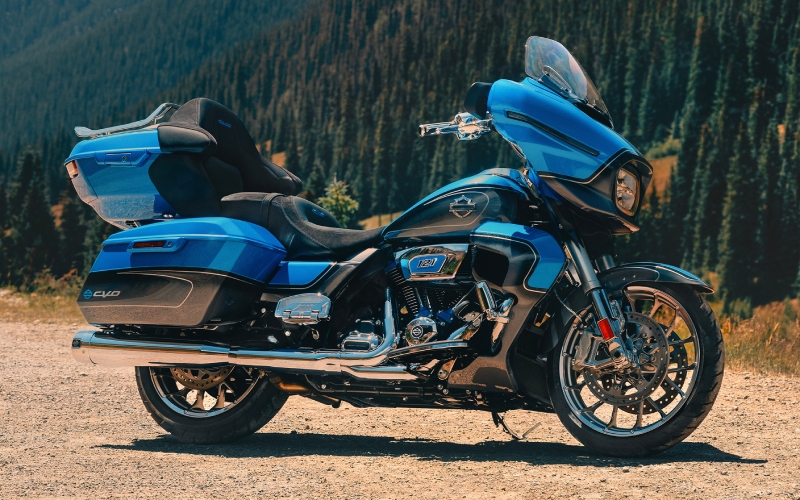 What Do Cornering Rider Safety Enhancements Add to the 2026 Harley-Davidson® CVO™ Street Glide® Limited for Thomasville, PA Riders?