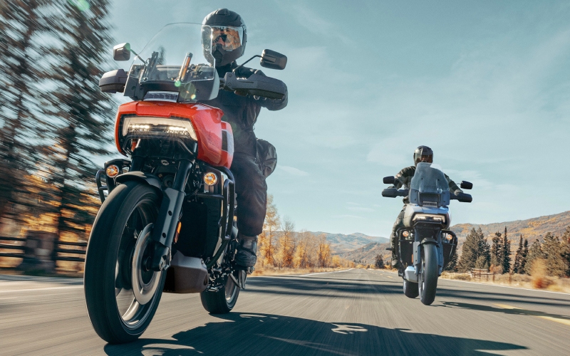 Will Adaptive Ride Height on the 2026 Harley-Davidson® Pan America® 1250 Special boost rider confidence around Ulster, PA?