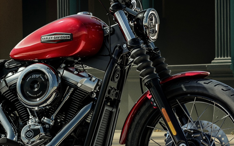 5 Buying Considerations Before You Choose Your Harley-Davidson® Street Bob®