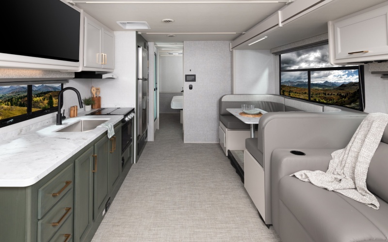 Des Moines, IA - 2026 Holiday Rambler's Features