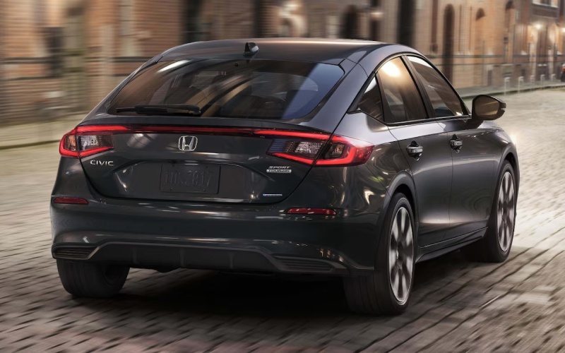 5 Buying Considerations Before You Choose Your Honda Civic Hatchback Hybrid