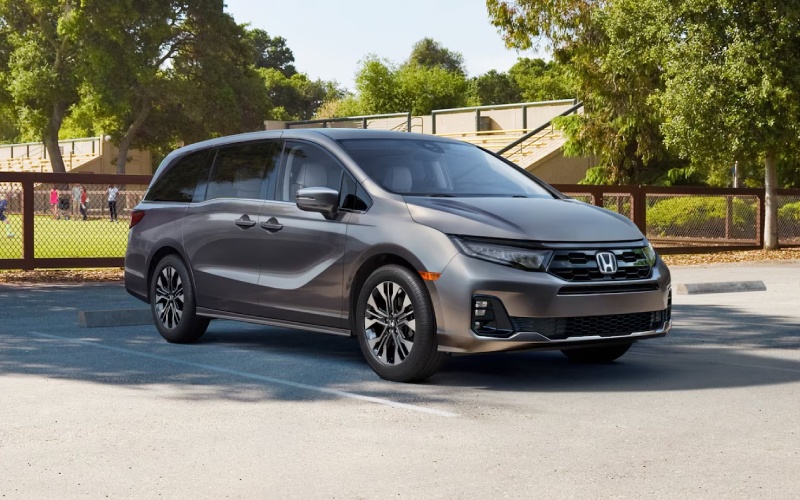 Do Magic Slide 2nd-Row Seats in the 2026 Honda Odyssey reduce daily hassle around Cedar Rapids, IA?