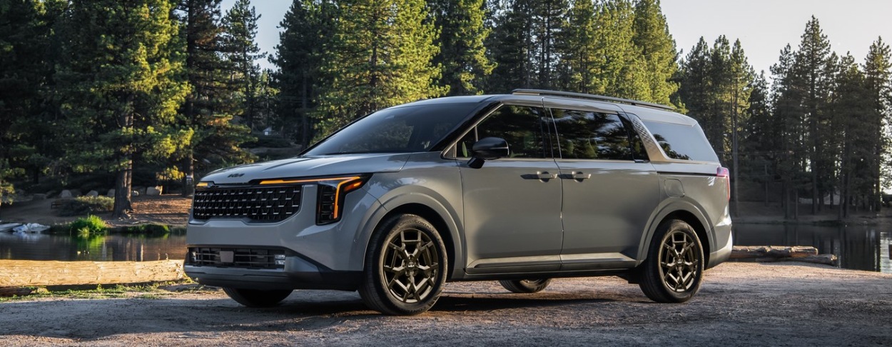 2026 Kia Carnival MPV Hybrid near Denver, CO