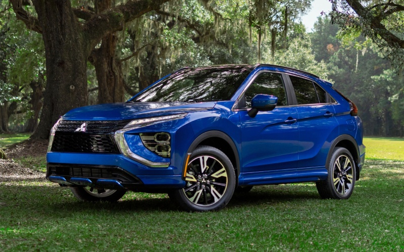 Can you flat tow a 2026 Mitsubishi Eclipse Cross near Champaign, IL?