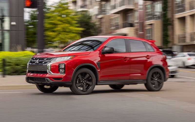 Is All-Wheel Drive Standard on the 2026 Mitsubishi Outlander Sport for Warren, MI Shoppers?