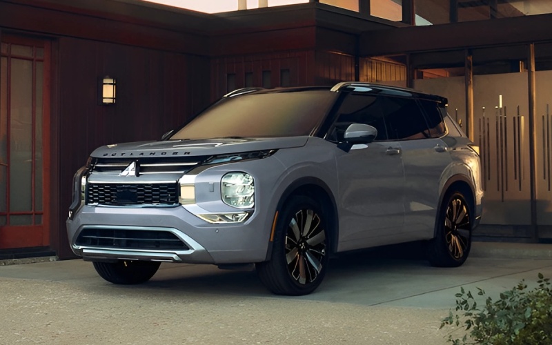 How much cargo space does the 2026 Mitsubishi Outlander Sport have near Evansville, IN?