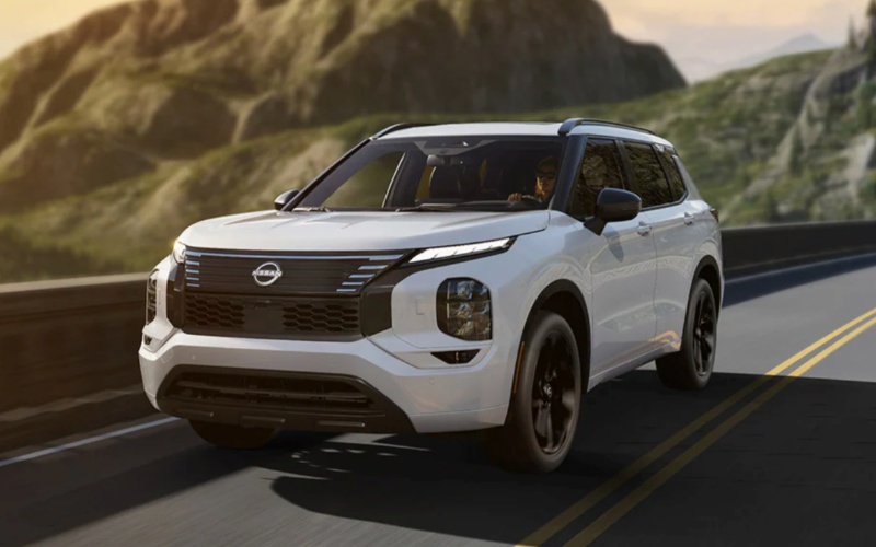 Safety & Driver Assist Features - 2026 Nissan Rogue Plug-in Hybrid
