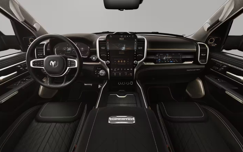 2026 RAM 1500 Tungsten - Interior Comfort & Technology 2026 RAM 1500 Tungsten - Interior Comfort & Technology
