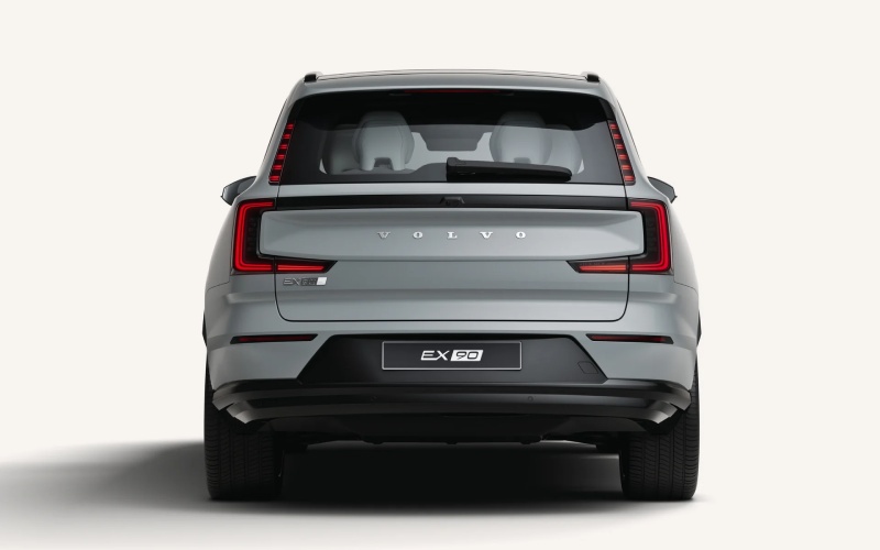 Why the 2026 Volvo EX90’s 6- or 7-Seat Flexibility Fits Busy Family Life around Pueblo, CO