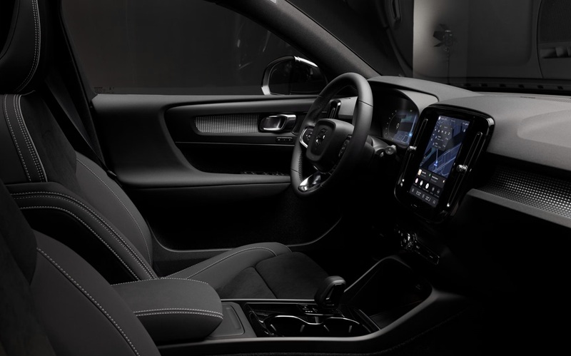 5 Key Reasons the 2026 Volvo XC40 Stands Out near Monument, CO