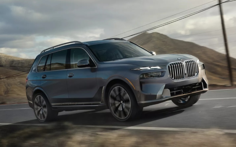2027 BMW X7 Overview