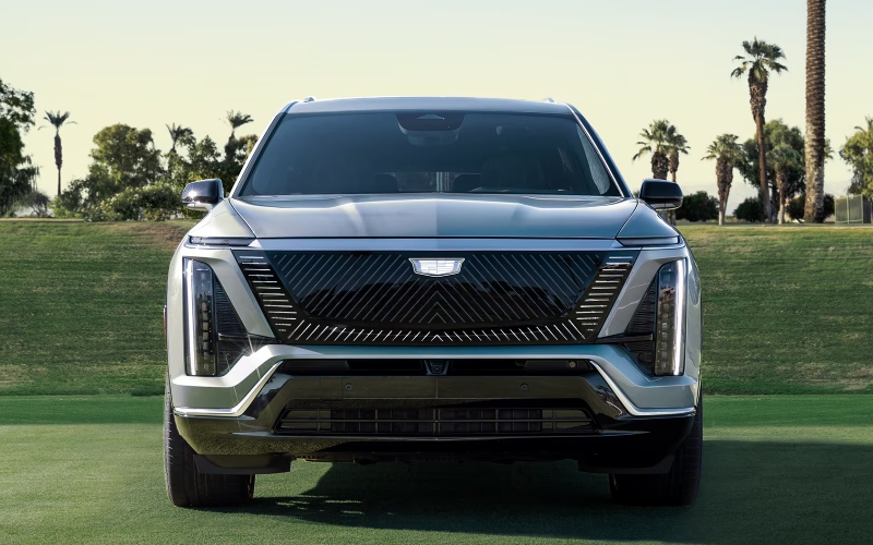 2027 Cadillac VISTIQ - How It Stands Out