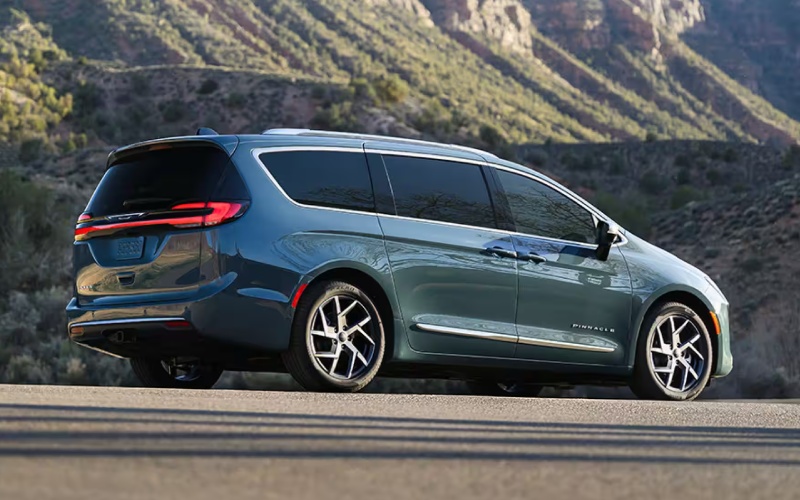 2027 Chrysler Pacifica - Trade-In Tools