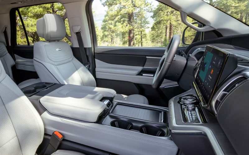 2027 Ford Expedition - Interior Comfort & Technology