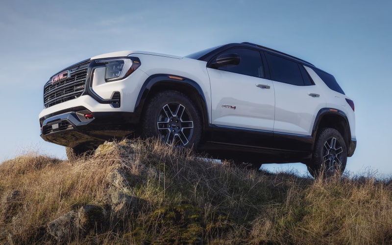 Is the 2027 GMC Terrain's Technology Easy to Use for Ashburn, VA Commuters?