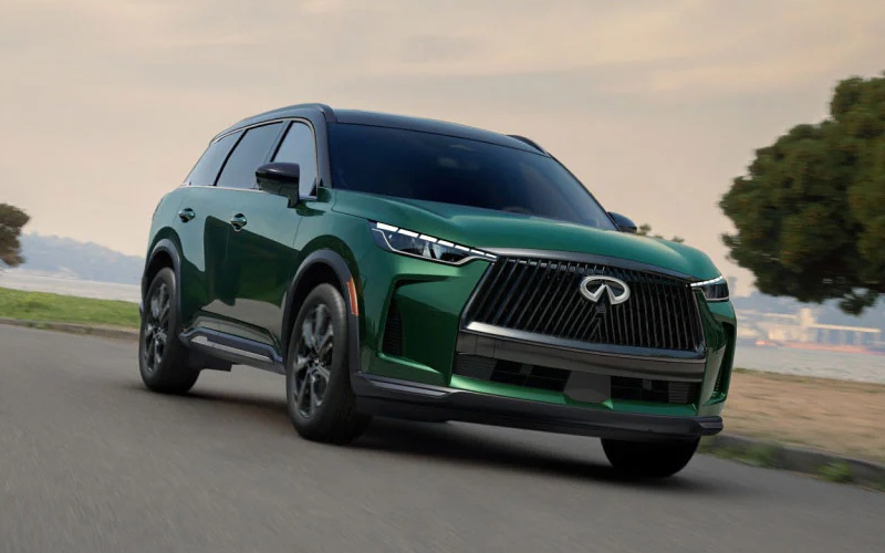 Which three-row SUV makes daily life easier for Aurora, CO families: the 2027 INFINITI QX60 or the 2027 Audi Q7?