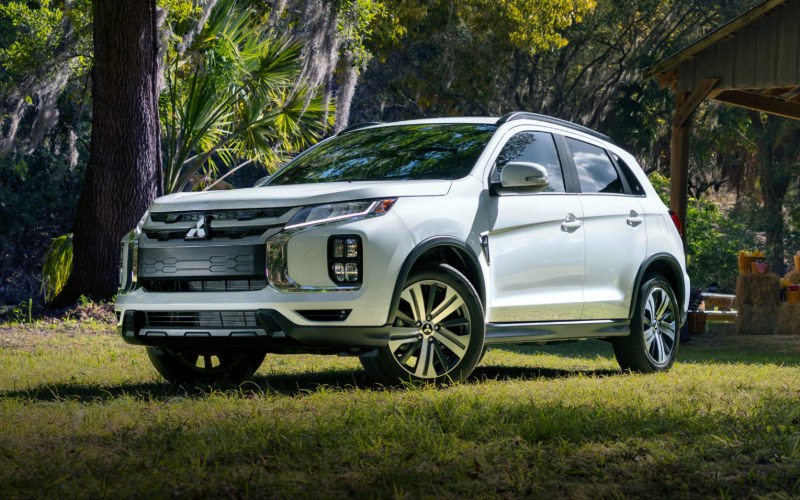 2027 Mitsubishi Outlander Sport Overview