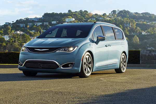 Test Drive 2017 Chrysler Pacifica By Canton Oh Progressive Test Drive 2017 Chrysler Pacifica By Canton Oh