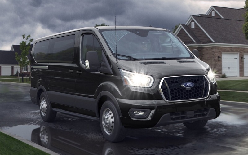 Used Mercedes-Benz Sprinter 2500 vs Used Ford Transit 250 near Charlotte, NC