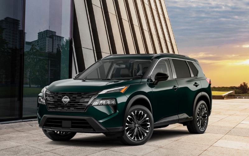 Does the 2026 Nissan Rogue run on regular gas around Wooster, OH?