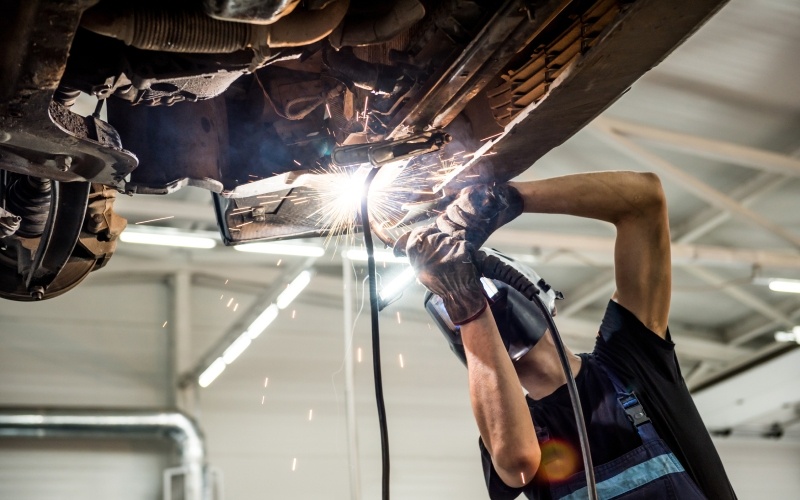 Insurance Coordination, Towing, and Rentals—Streamlined Around Your Schedule