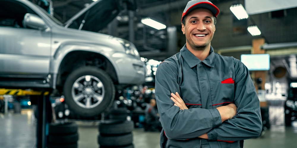 Stress-Free Repairs: On-Site Rental Cars and Insurance Integration near Baltimore, MD